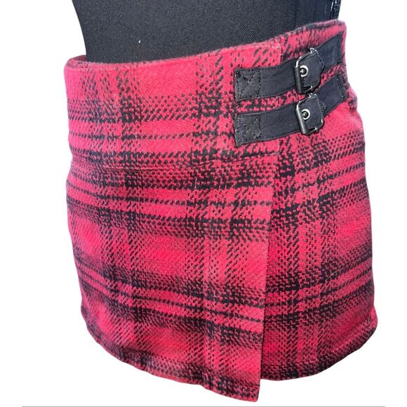 Vans woman’s 9 red black plaid tartan skater punk rock mini skirt - Picture 3 of 10